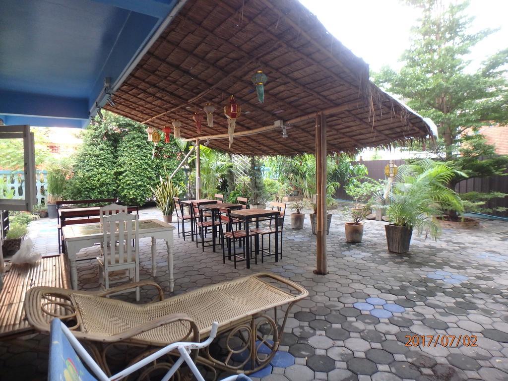 The Blue14 House Chiang Mai Apartment Bagian luar foto