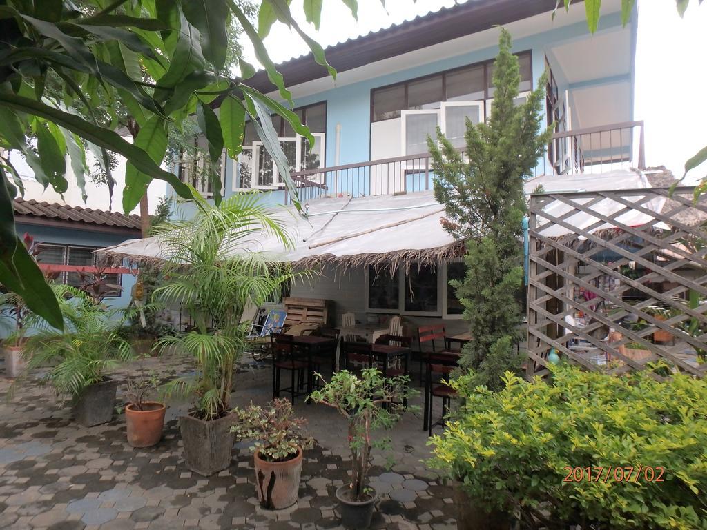 The Blue14 House Chiang Mai Apartment Bagian luar foto
