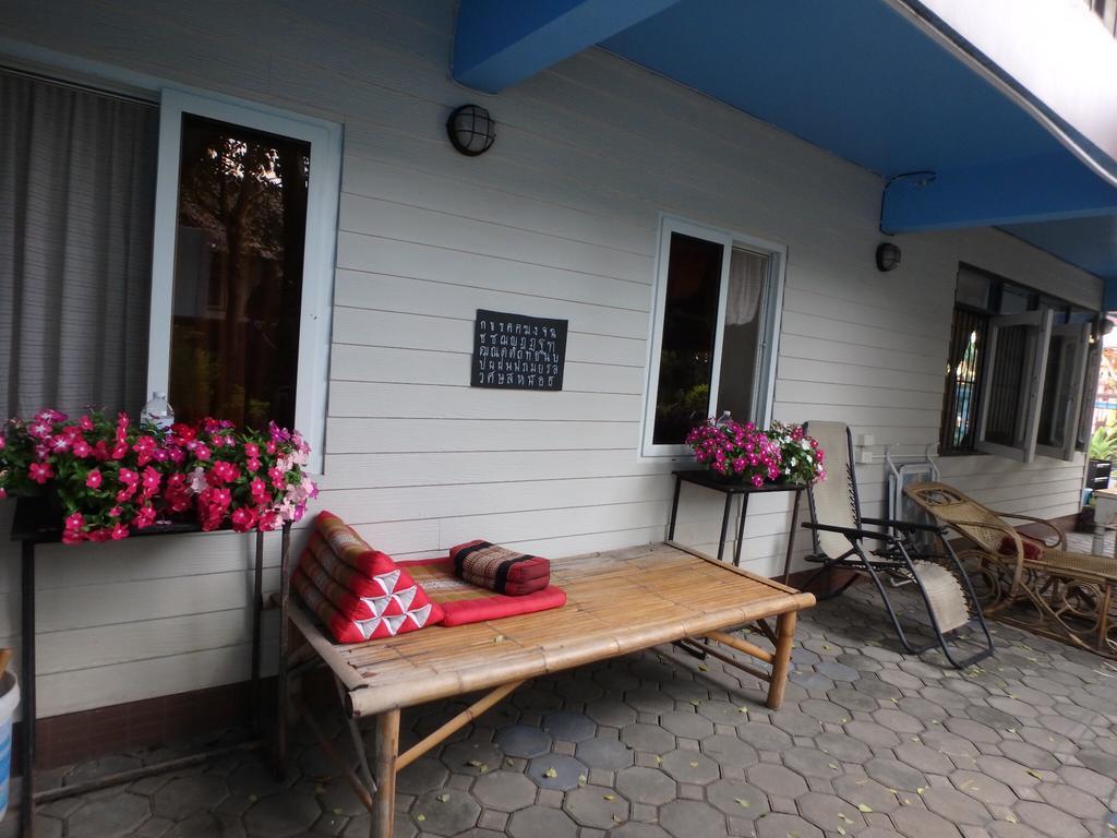 The Blue14 House Chiang Mai Apartment Bagian luar foto